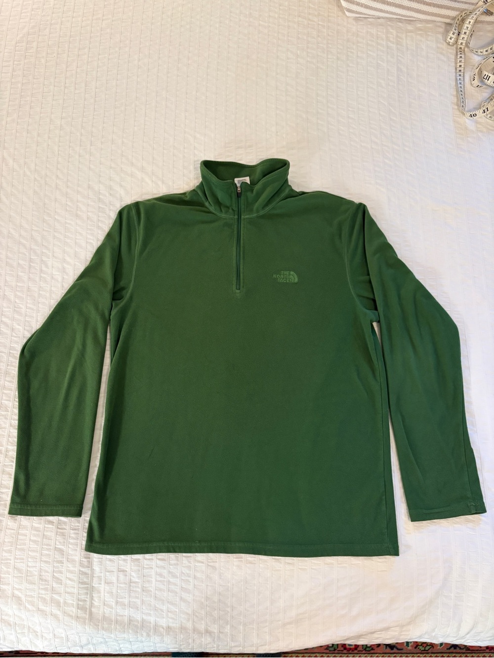 The North Face Men's Forest Green Half-Zip Fleece Pullover